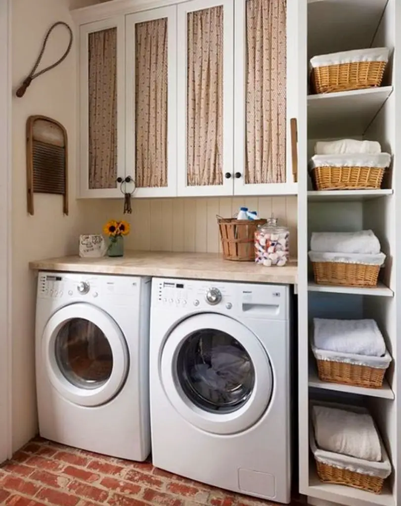 Beautiful and ORGANIZED small laundry room - I want!