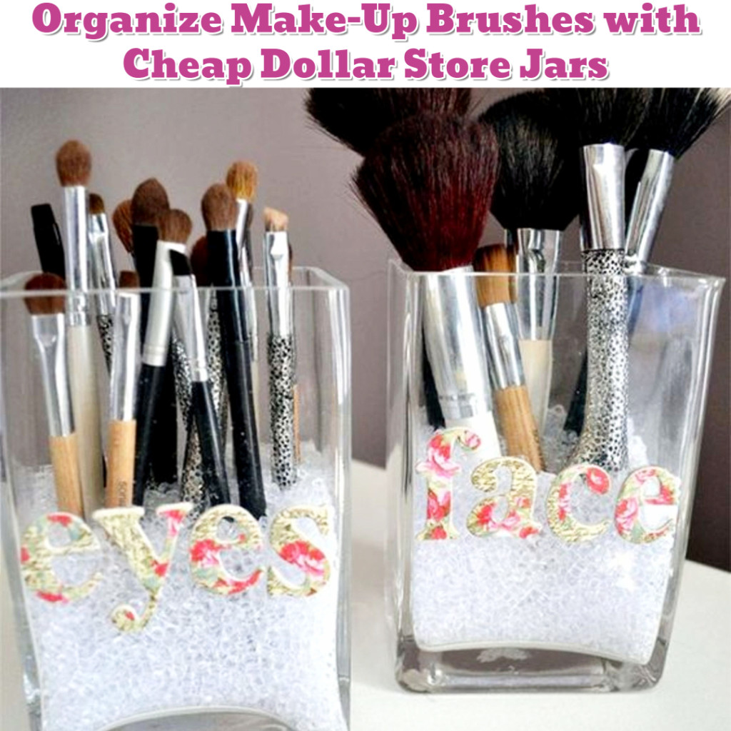 Make-Up Brush Organization Idea - Getting Organized - 50+ Easy DIY organization Ideas To Help Get Organized #getorganized #gettingorganized #organizationideasforthehome #diyhomedecor #organizingideas #cleaninghacks #lifehacks #diyideas