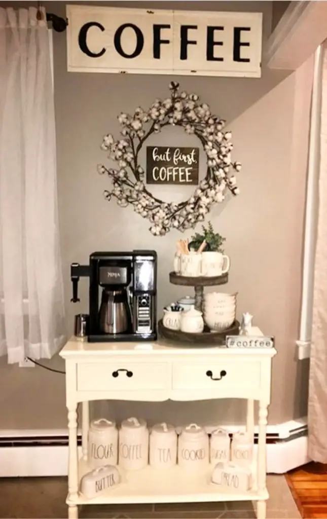 Coffee area cabinet ideas - #kitchenideas #diyroomdecor #homedecorideas #diyhomedecor #farmhousedecor