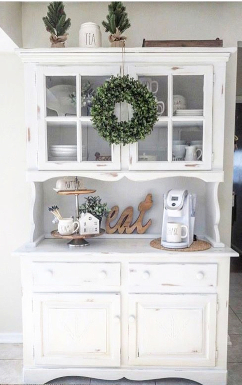 Farmhouse kitchen coffee area ideas - cute coffee nook!