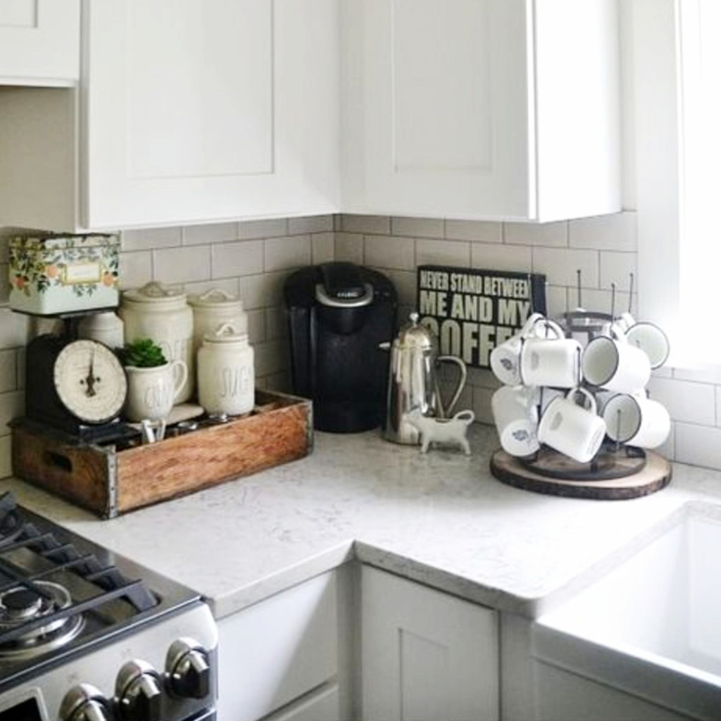 Corner coffee area on my kitchen counter #kitchenideas #diyroomdecor #homedecorideas #diyhomedecor #farmhousedecor