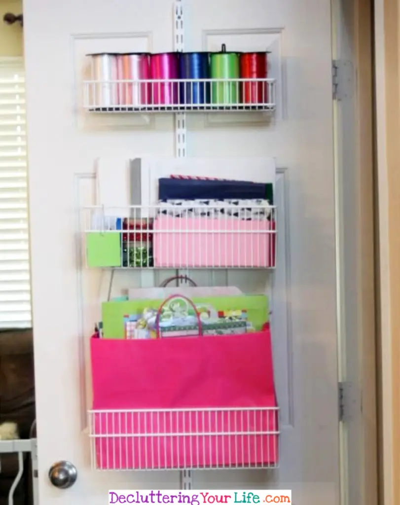 Craft Room ideas for Small Spaces -- Craft Room Organizing Ideas #gettingorganized #goals #organizationideasforthehome