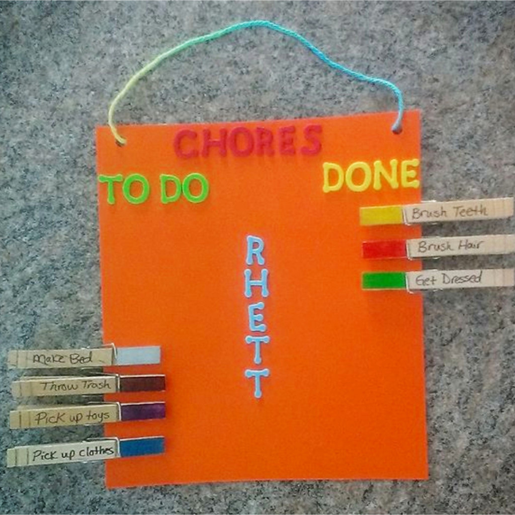 DIY Chore Chart ideas for the kids - Family Chore Chart Ideas and Cleaning Schedules #chorecharts #momhacks #organizationideasforthehome #cleaningtips #springcleaning #diyideasforthehome #cleaningschedules