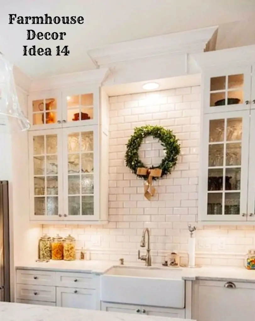 Modern farmhouse kitchen design and decorating idea - love the white cabinets and white subway tile - Clutter-free Farmhouse Decor Ideas #farmhousedecorating #rusticfarmhouse #diydecor #homedecorideas #diyhomedecor #farmhousestyle #farmhousedecorideas #decoratingideas #kitchenideas #livingroomideas #bedroomideas #bathroomideas #laundryroomideas