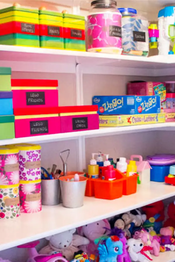 Toy organization and playroom organizing ideas #toyorganization #organizationideasforthehome #gettingorganized #playroomorganization #lifehacks #bedroomideas #momhacks #toystorage #organizing #diyhomedecor