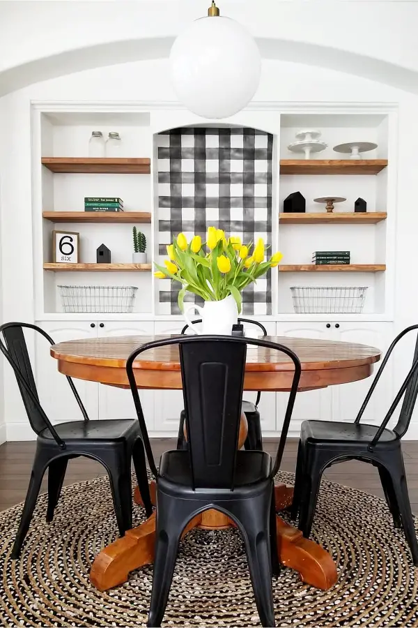 Farmhouse decorating ideas for home - beautiful farmhouse style dining room / dining area decorating idea