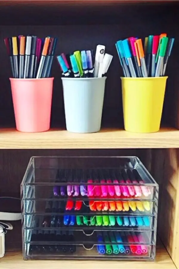 Home organization tips and useful life hacks I love! Use baskets, bins, bright colored buckets and shelves for organizing life.  When you're getting organized make staying organized easier with pretty and clever cleaning hacks like these.  Great for home office organization, college dorm organization and organizing ideas for all rooms.