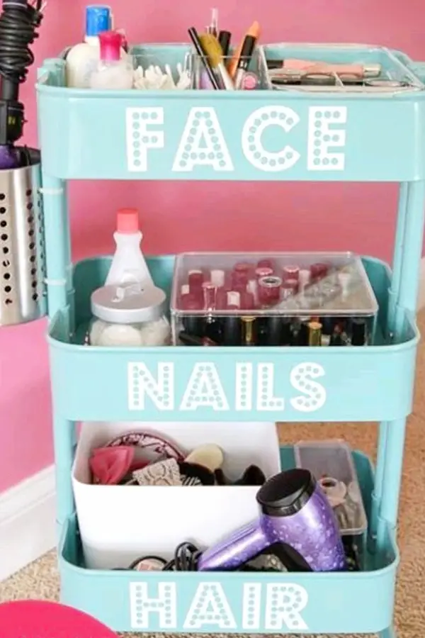 Home organization tips and useful life hacks I love! Use baskets, bins, bright colored buckets and shelves for organizing life.  When you're getting organized make staying organized easier with pretty and clever cleaning hacks like these.  Great for home office organization, college dorm organization and organizing ideas for all rooms.