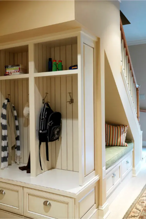 Under Stair Closet Shelves - mrsfarees