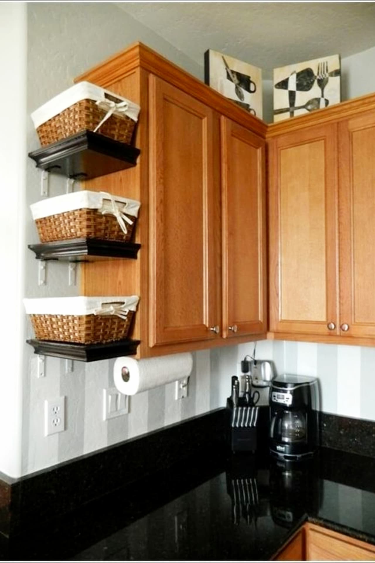 Declutter Your Kitchen Diy Shelves To Organize A Country Farmhouse Kitchen On A Budget Decluttering Your Life